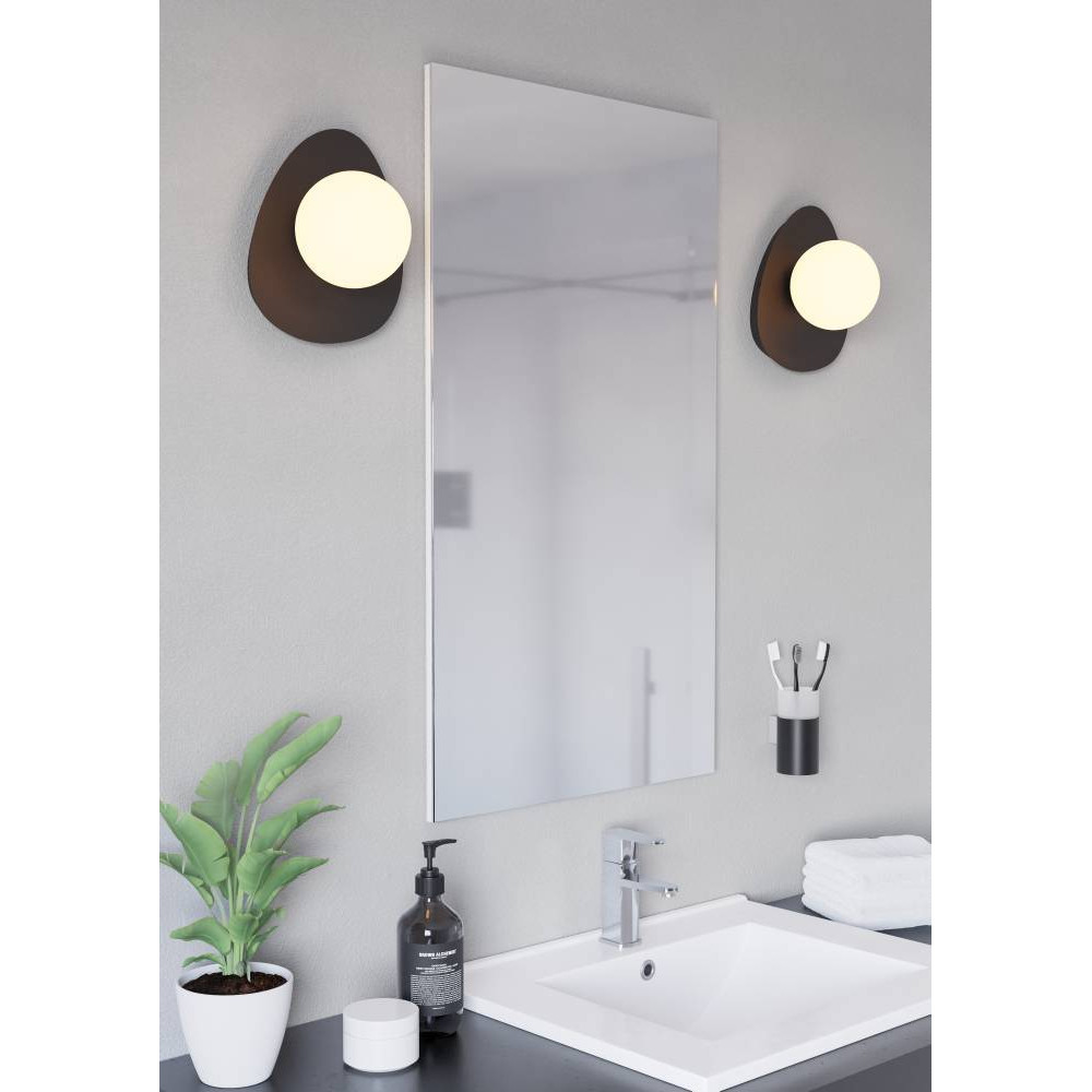 EGLO 902091  Бра CASTROVIDO, 1X4,2W(G9),IP44, сталь, черный, белый